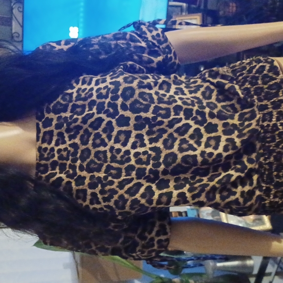 Michael Kors blouse - Picture 2 of 3